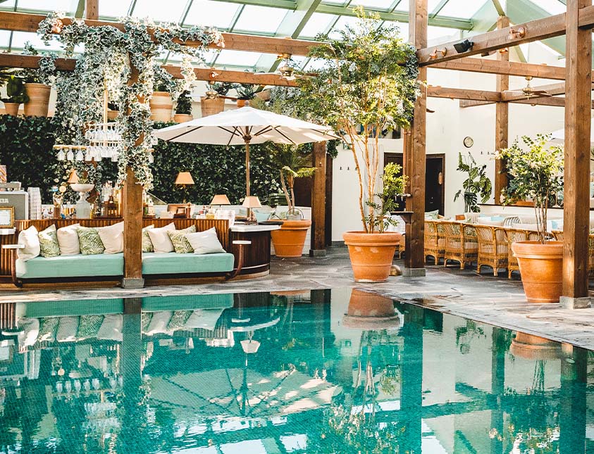 Indoor pool and spa at the Retreat Club, Falkenberg Strandbad