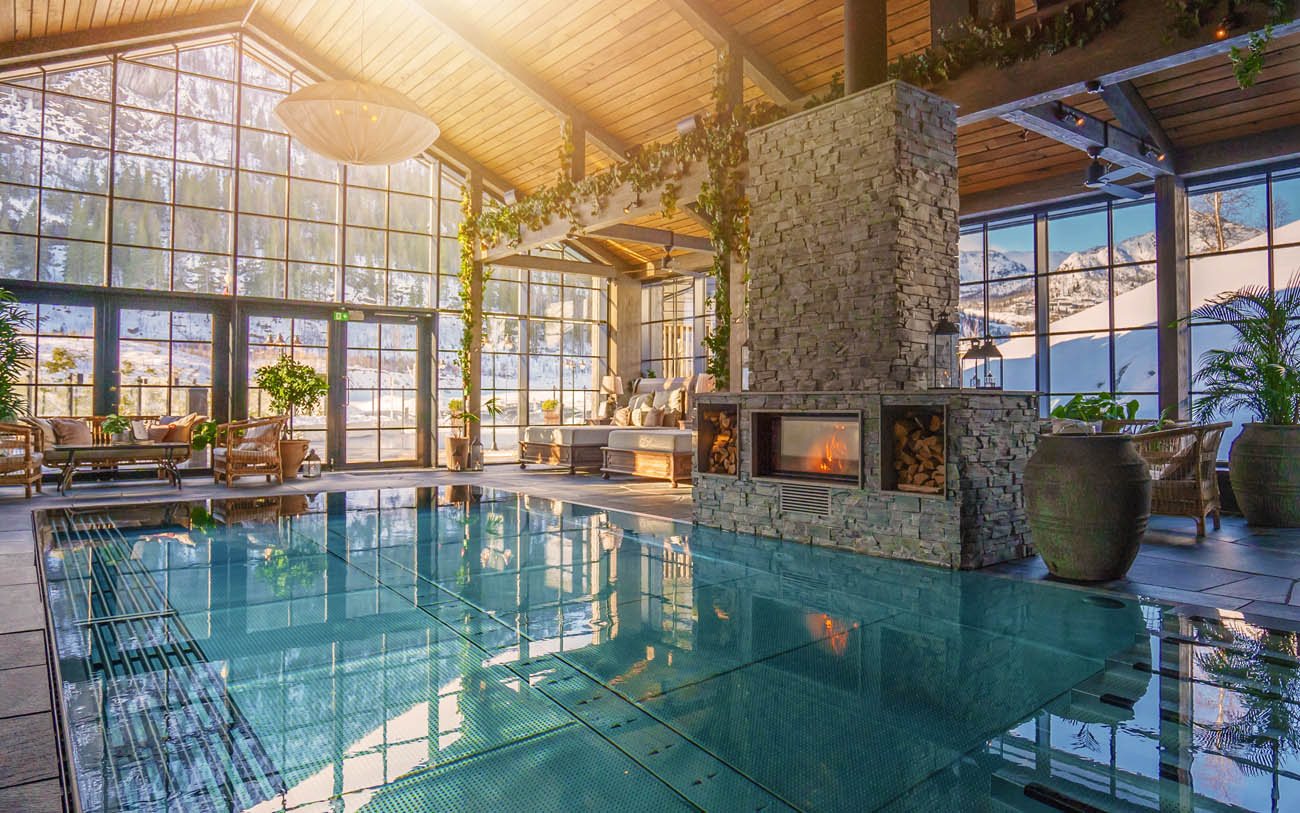 Poolside seating and spa area at Fyri Resort