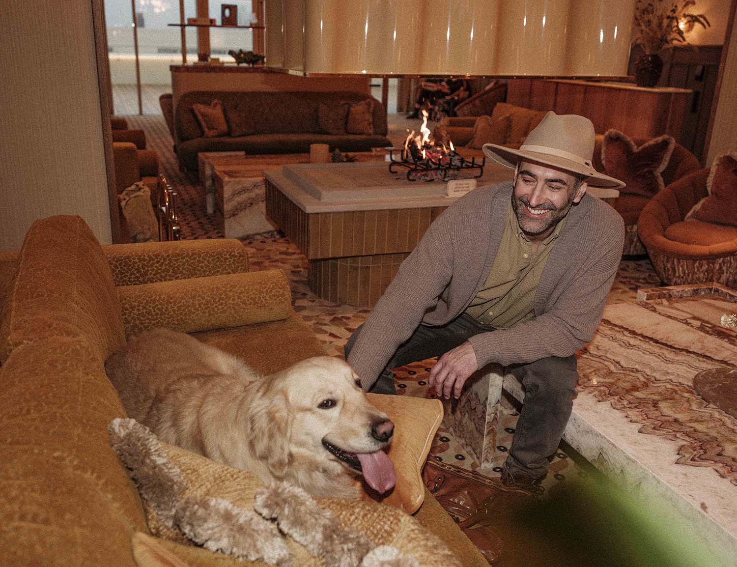 Hjortviken autumn scenery with colorful foliage by the lake