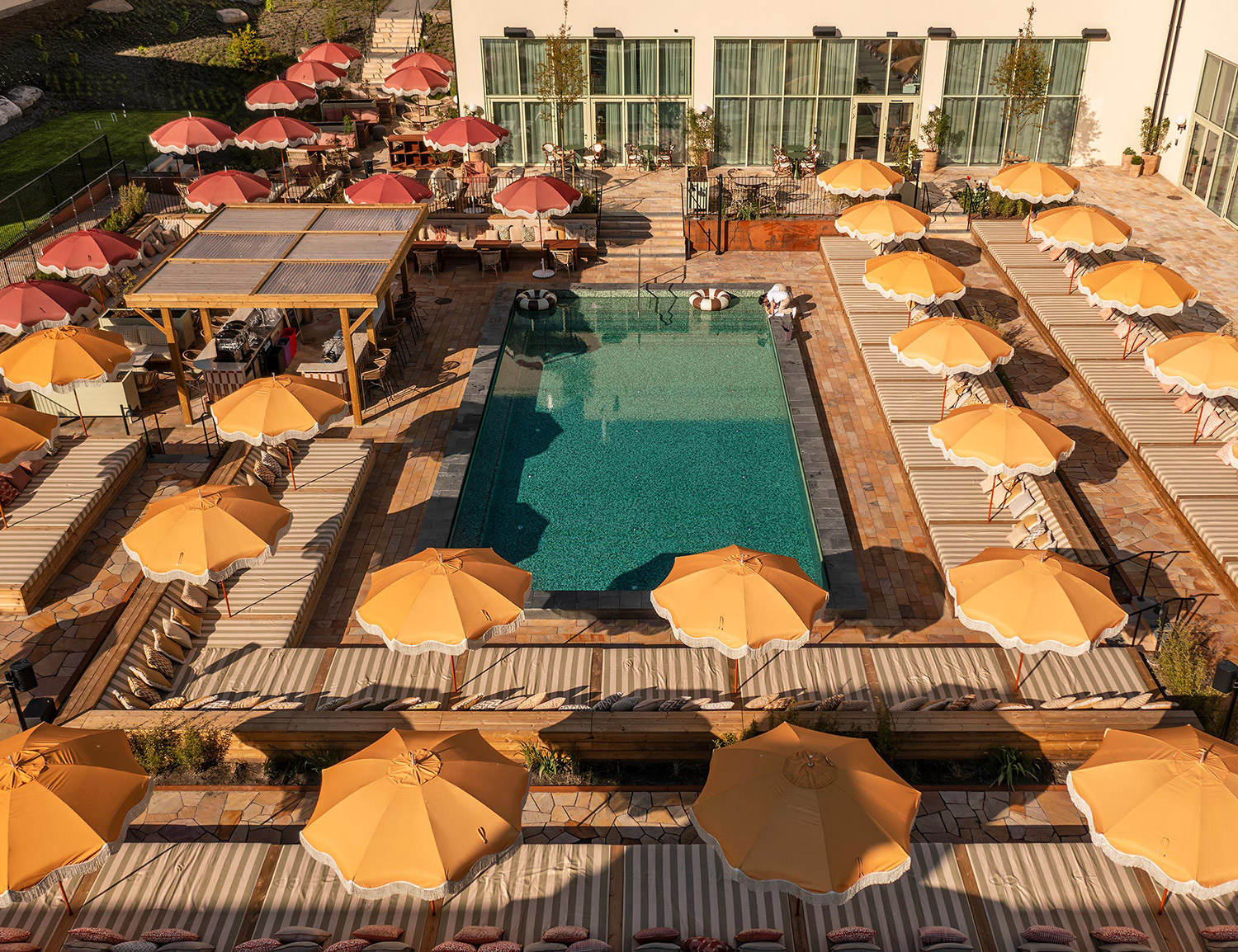 Hjortviken event space decorated for a gala evening