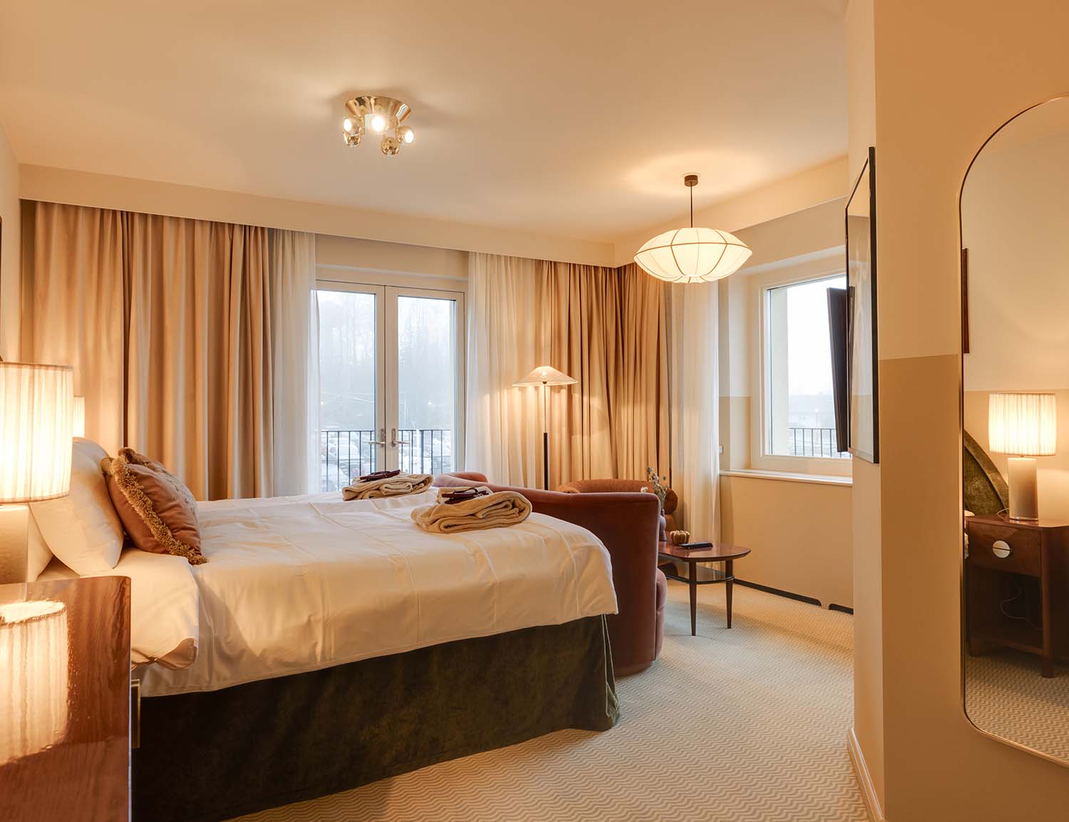 Hjortviken bedroom suite with premium bedding and design