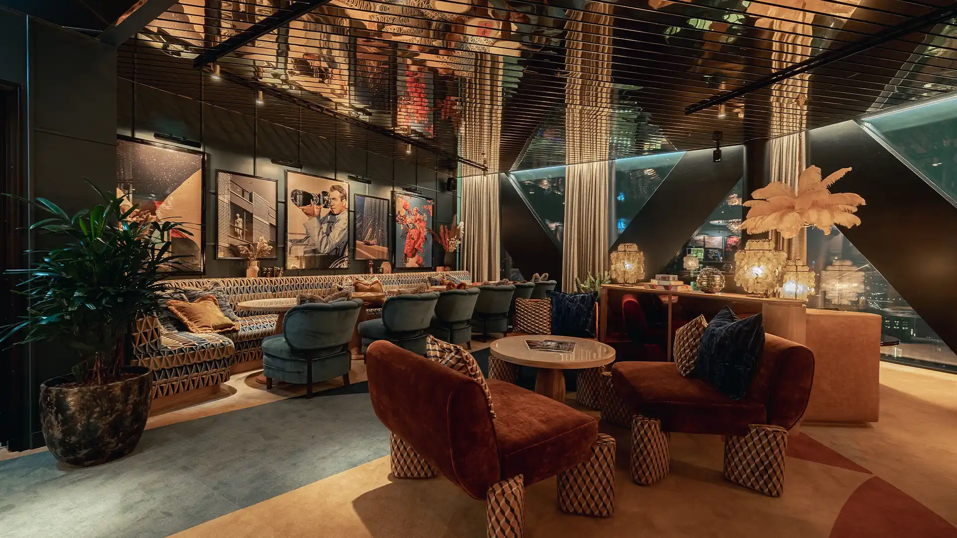 JQ Cocktail Bar lounge with intimate speakeasy atmosphere at Jacy'z