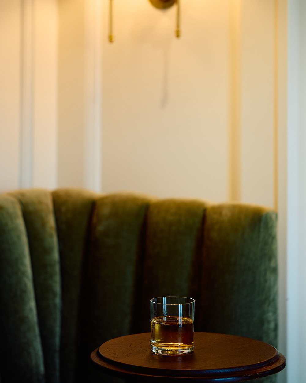 Maryhill Estate bar area with cocktails and warm ambient lighting