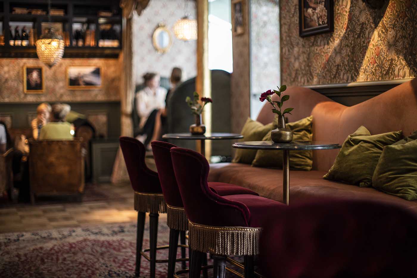 Elegant drinks display at Bar Amuse, Hotel Pigalle