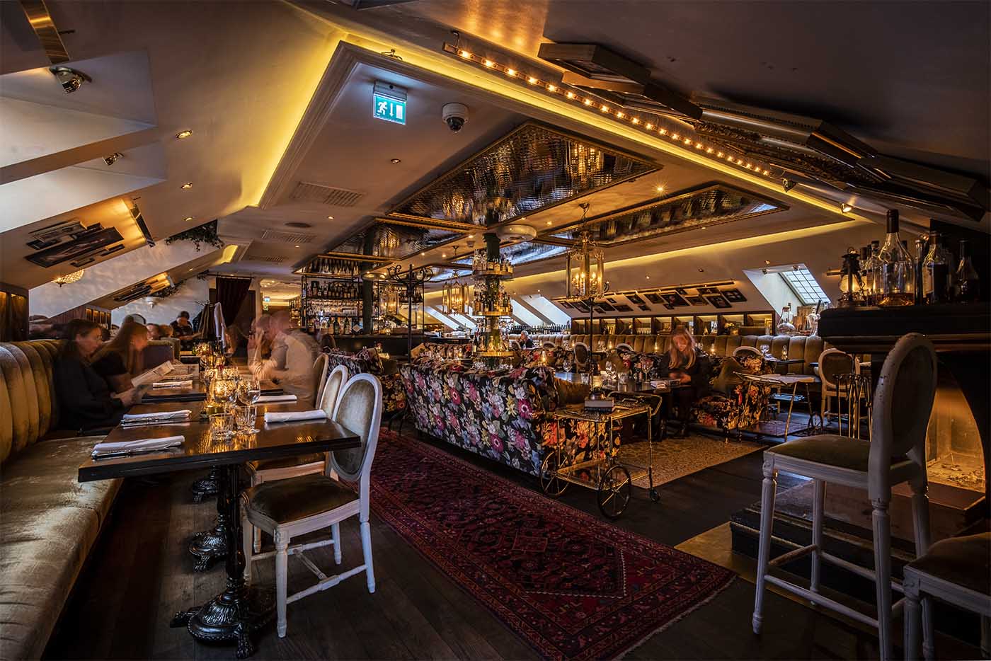 Elegant lobby and lounge interior at Hotel Pigalle Gothenburg